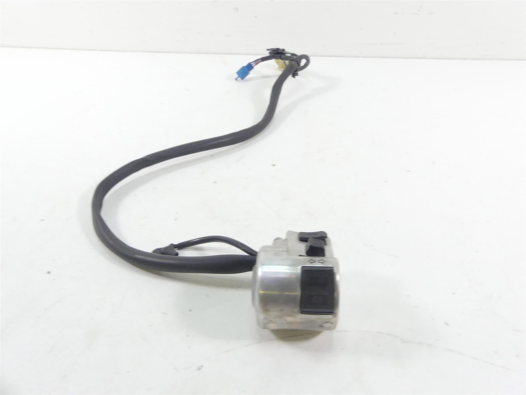 2006 Honda V-Twin VTX1800 N3 Left Hand Blinker Control Switch 35200-MCV-N20