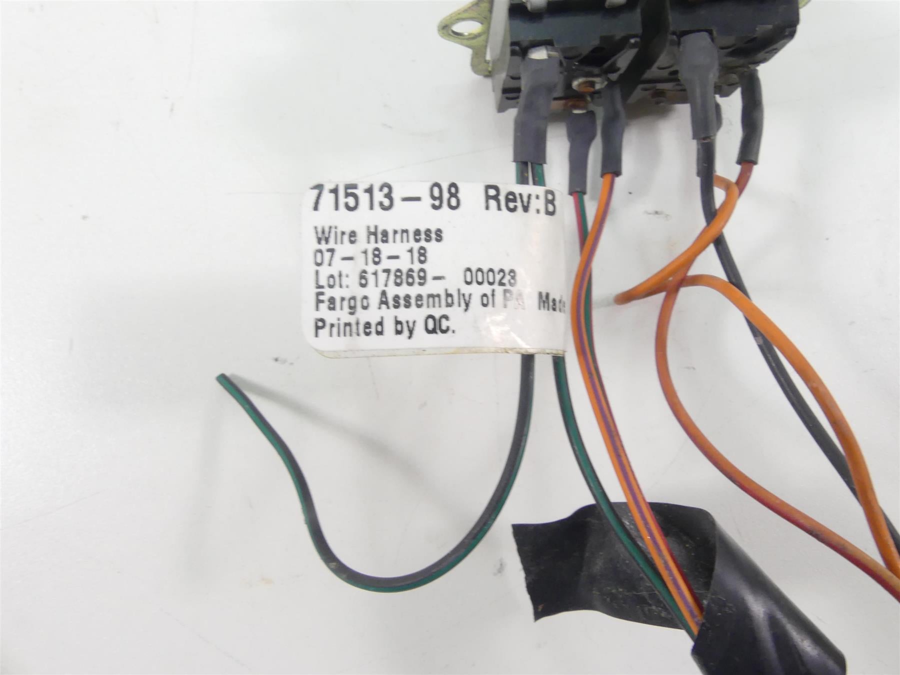 2013 Harley Touring FLHTP Electra Glide Auxiliary Switch Set - Read 71513-98 {{ shop.shopifyCountryName }} - Mototech271