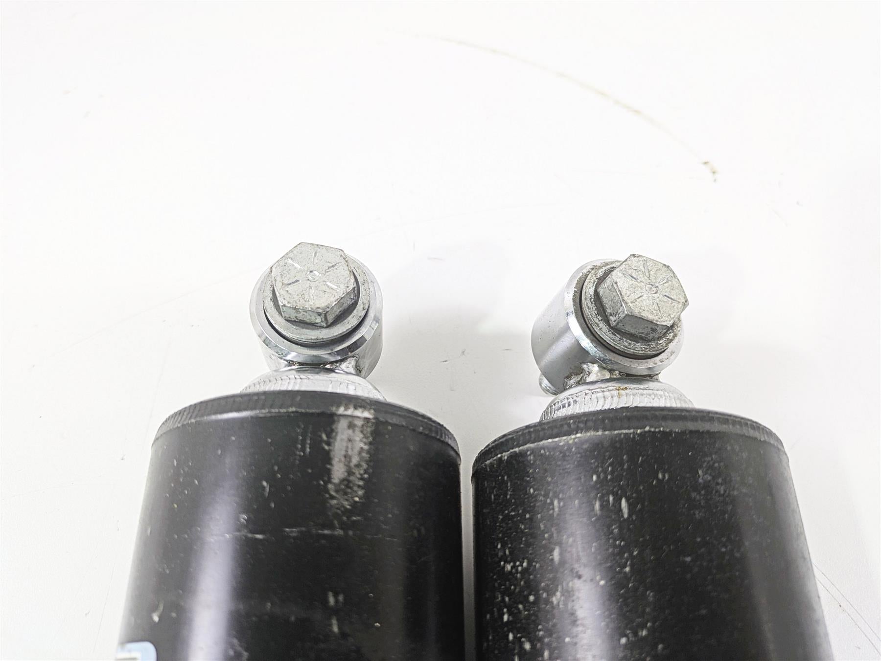 2014 Harley FLS Softail Slim Rear Damper Shock Set Showa 54549-04 {{ shop.shopifyCountryName }} - Mototech271