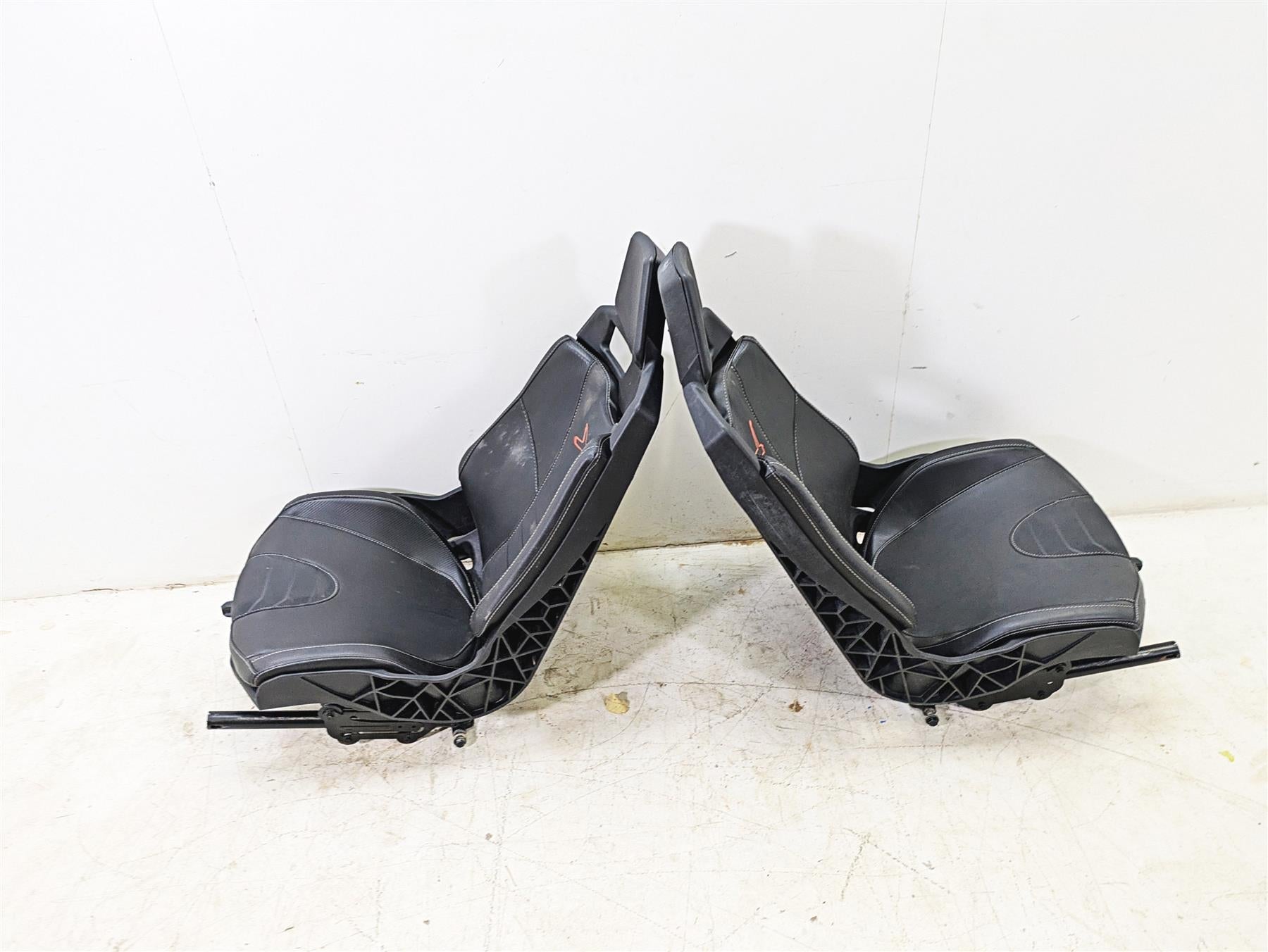 2018 Can Am Maverick X3 XRC Turbo R Driver Passenger Seat Set 708002065 {{ shop.shopifyCountryName }} - Mototech271