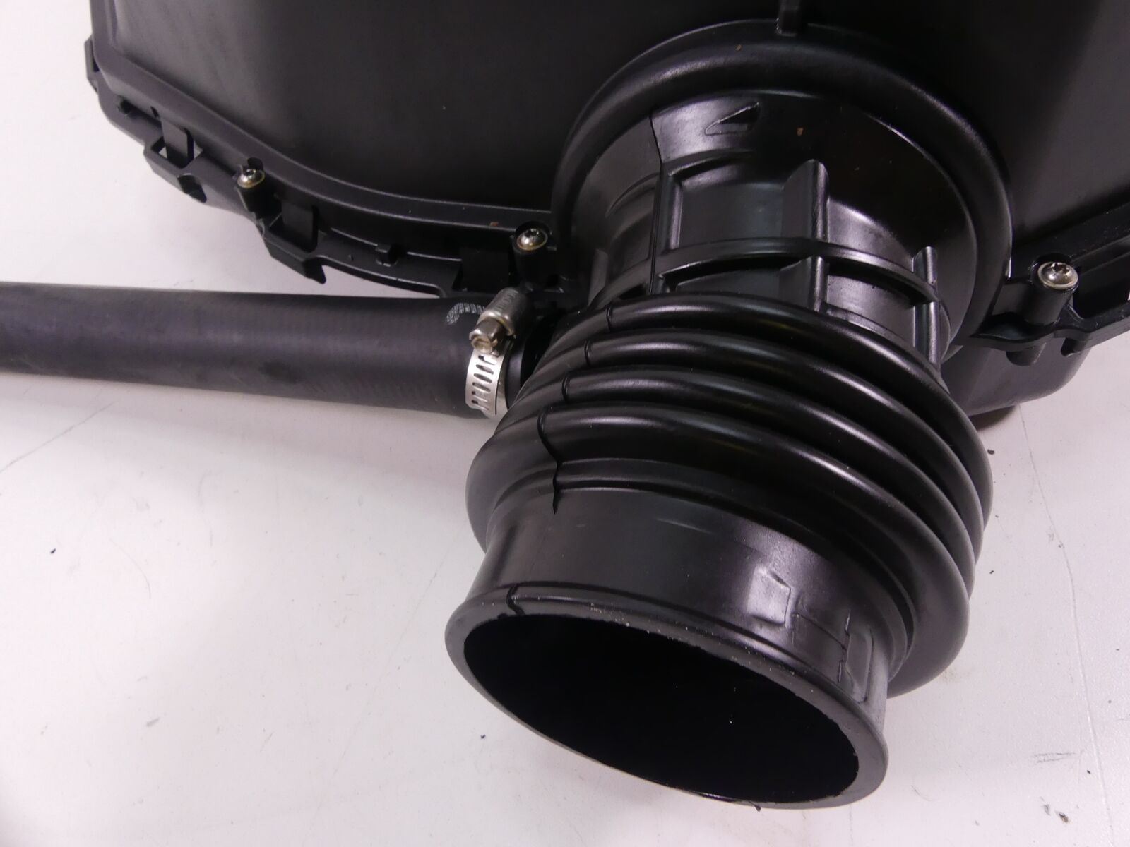 2011 Sea-Doo 4-Tec GTI SE 130 Air Box Cleaner Breather Resonator 274001366 {{ shop.shopifyCountryName }} - Mototech271