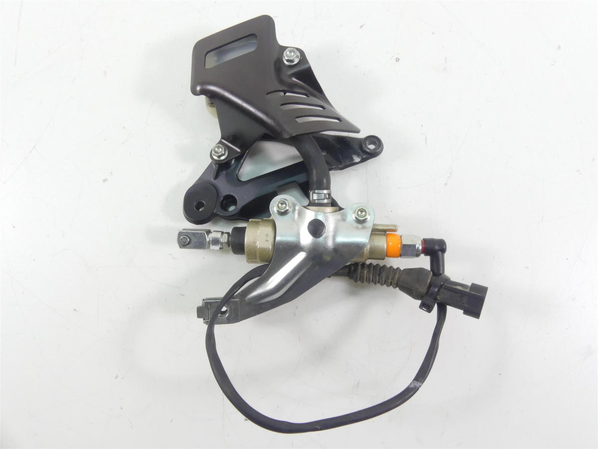 2018 Mv Agusta Brutale 800 RR Rear Brake Master Cylinder 12.7Mm 1/2" 8000C2438 {{ shop.shopifyCountryName }} - Mototech271