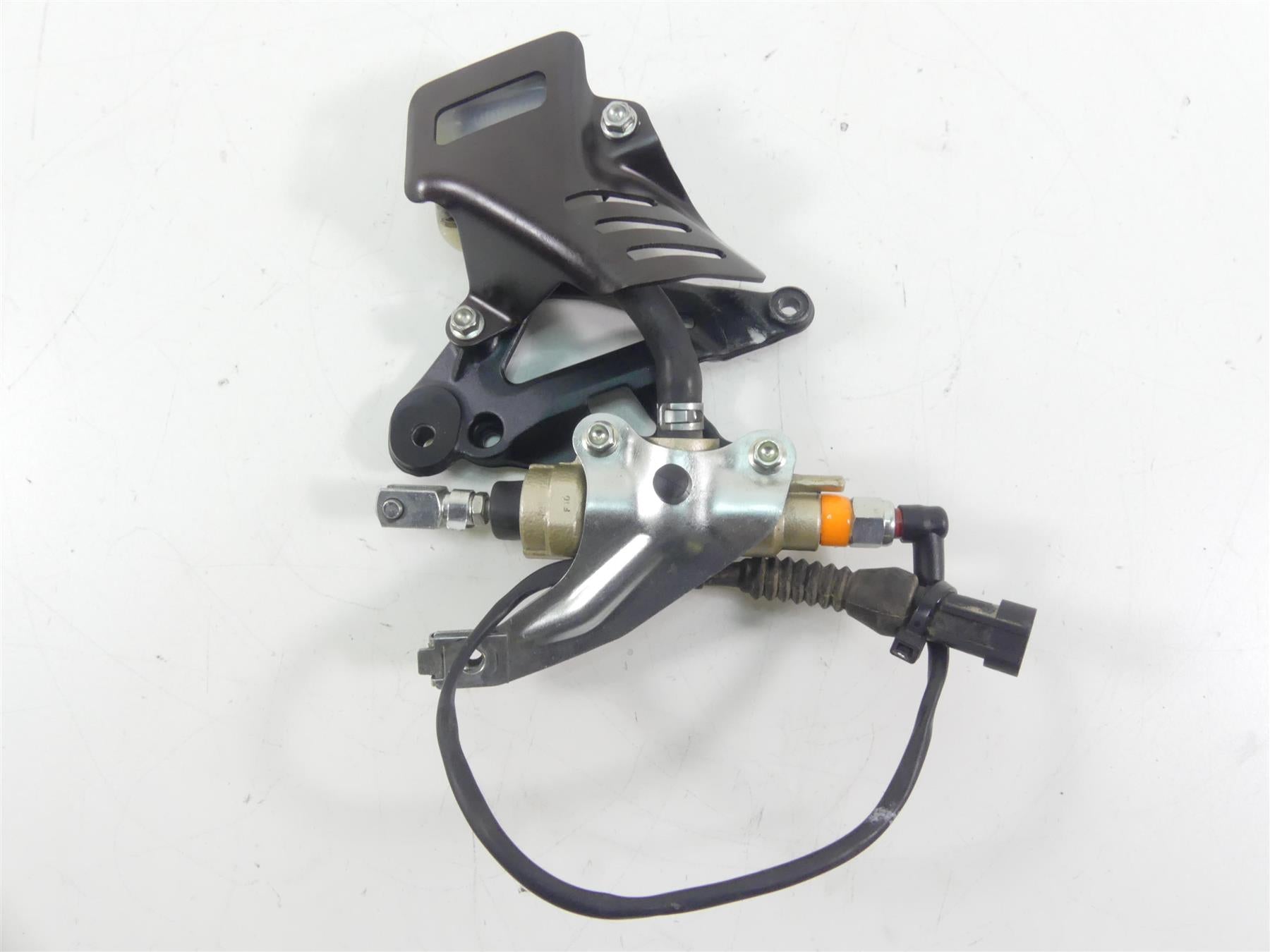 2018 Mv Agusta Brutale 800 RR Rear Brake Master Cylinder 12.7Mm 1/2" 8000C2438 {{ shop.shopifyCountryName }} - Mototech271