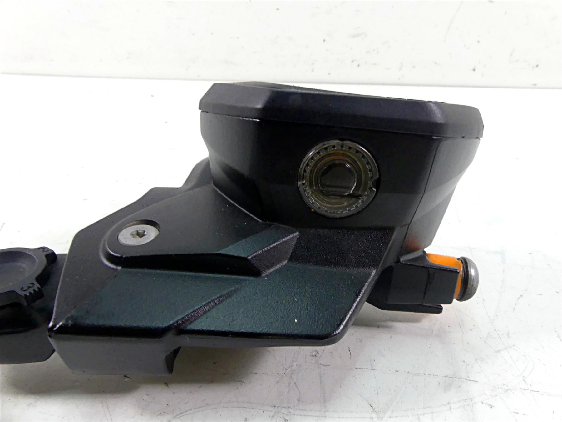 2015 BMW R1200GS GSW K50 Front Brake Master Cylinder + Lever 32728559604 {{ shop.shopifyCountryName }} - Mototech271