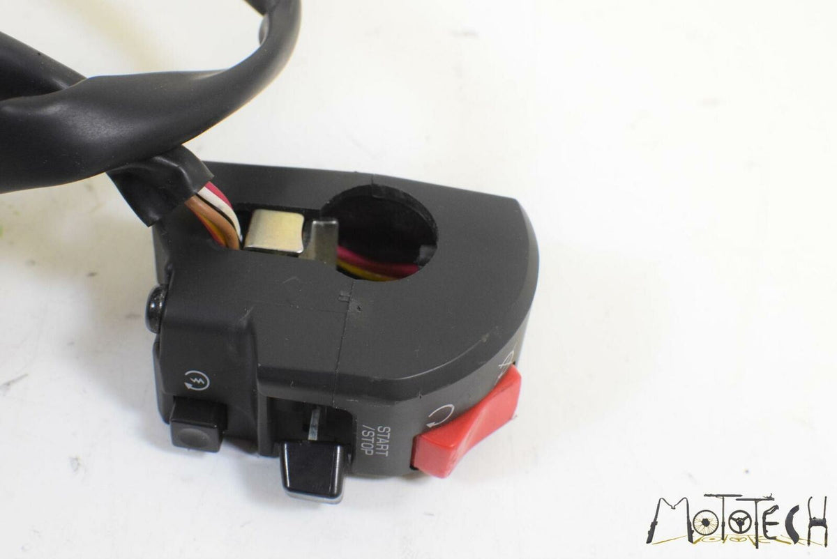 2015 Kawasaki ZX10R ZX1000 Ninja Right Control Switch Kill Start 46091-0114 {{ shop.shopifyCountryName }} - Mototech271