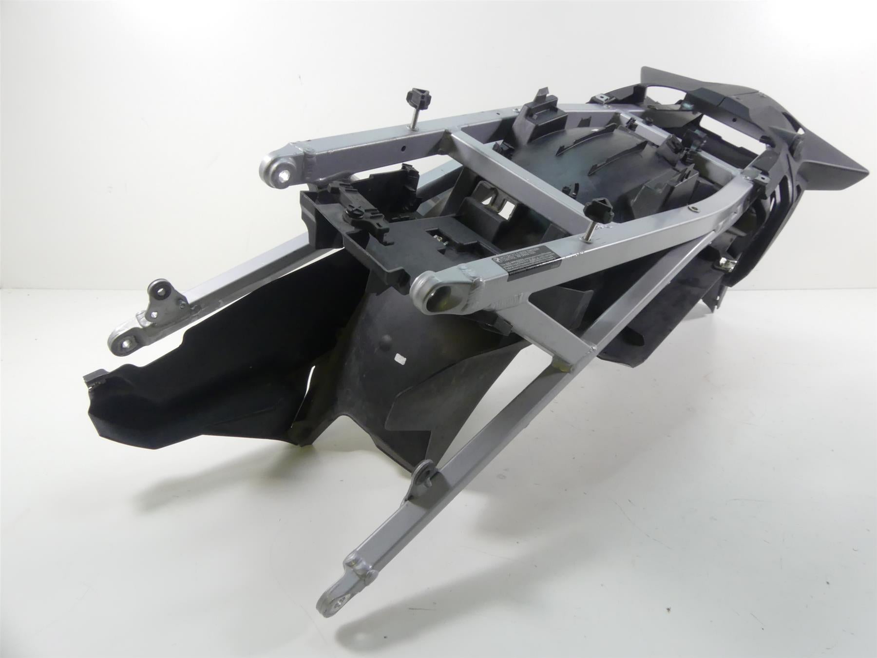 2015 BMW R1200RT K52 Rear Subframe Sub Frame + Inner Fender 46518528588 {{ shop.shopifyCountryName }} - Mototech271