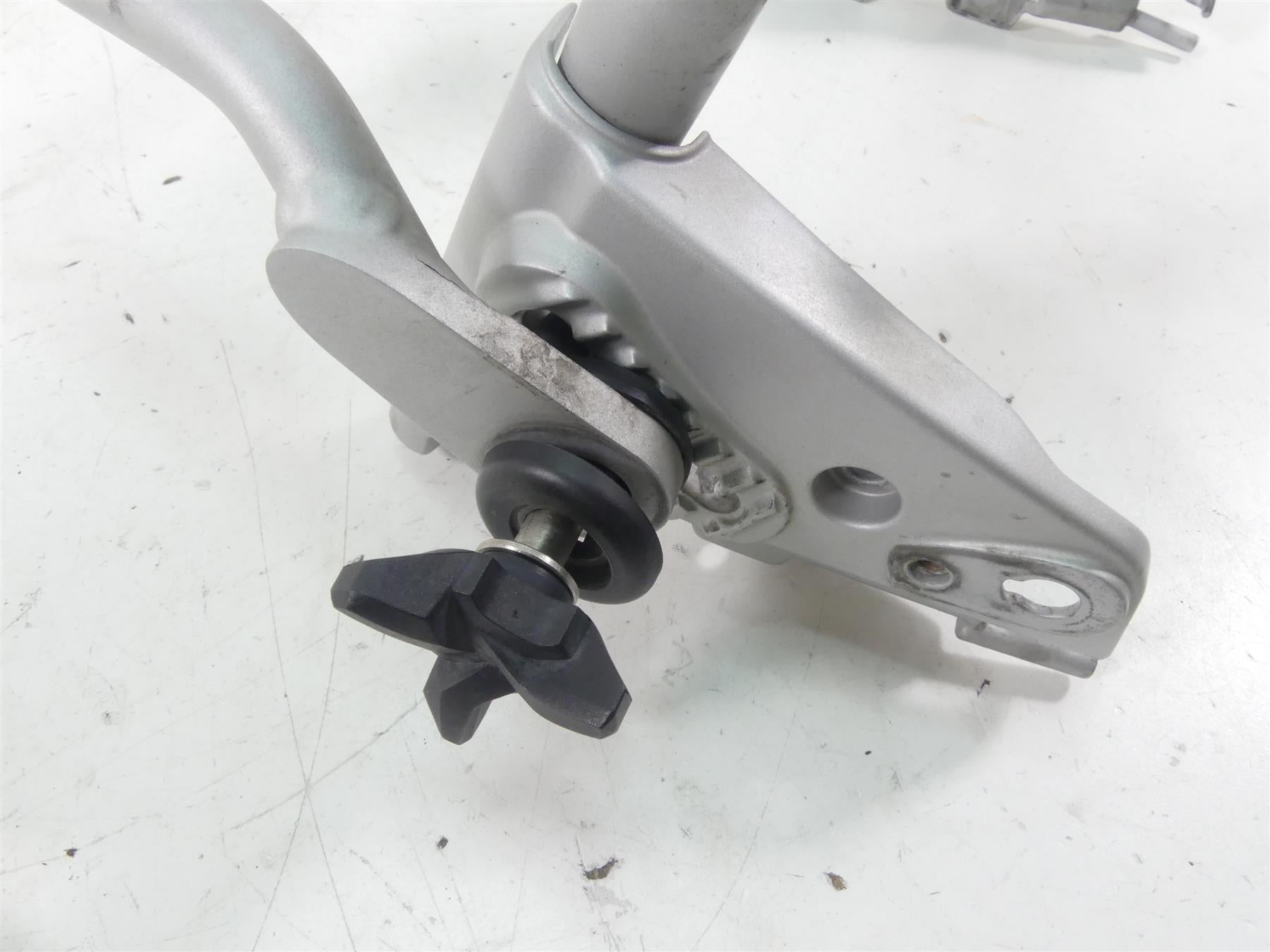 2012 BMW R1200 GS K255 Adventure Windshield Screen Headlight Bracket 46637702712 {{ shop.shopifyCountryName }} - Mototech271