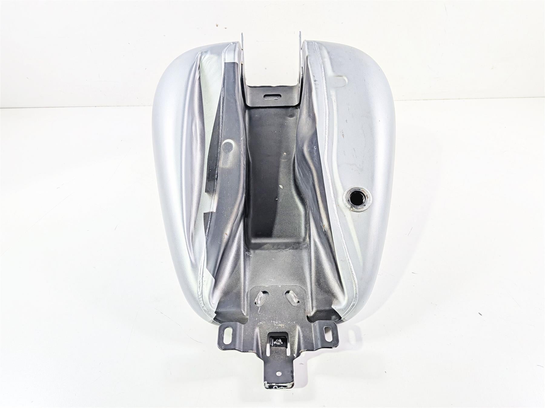 2020 Harley Touring FLTRK Road Glide Fuel Gas Petrol Tank - No Dent 61356-08 {{ shop.shopifyCountryName }} - Mototech271