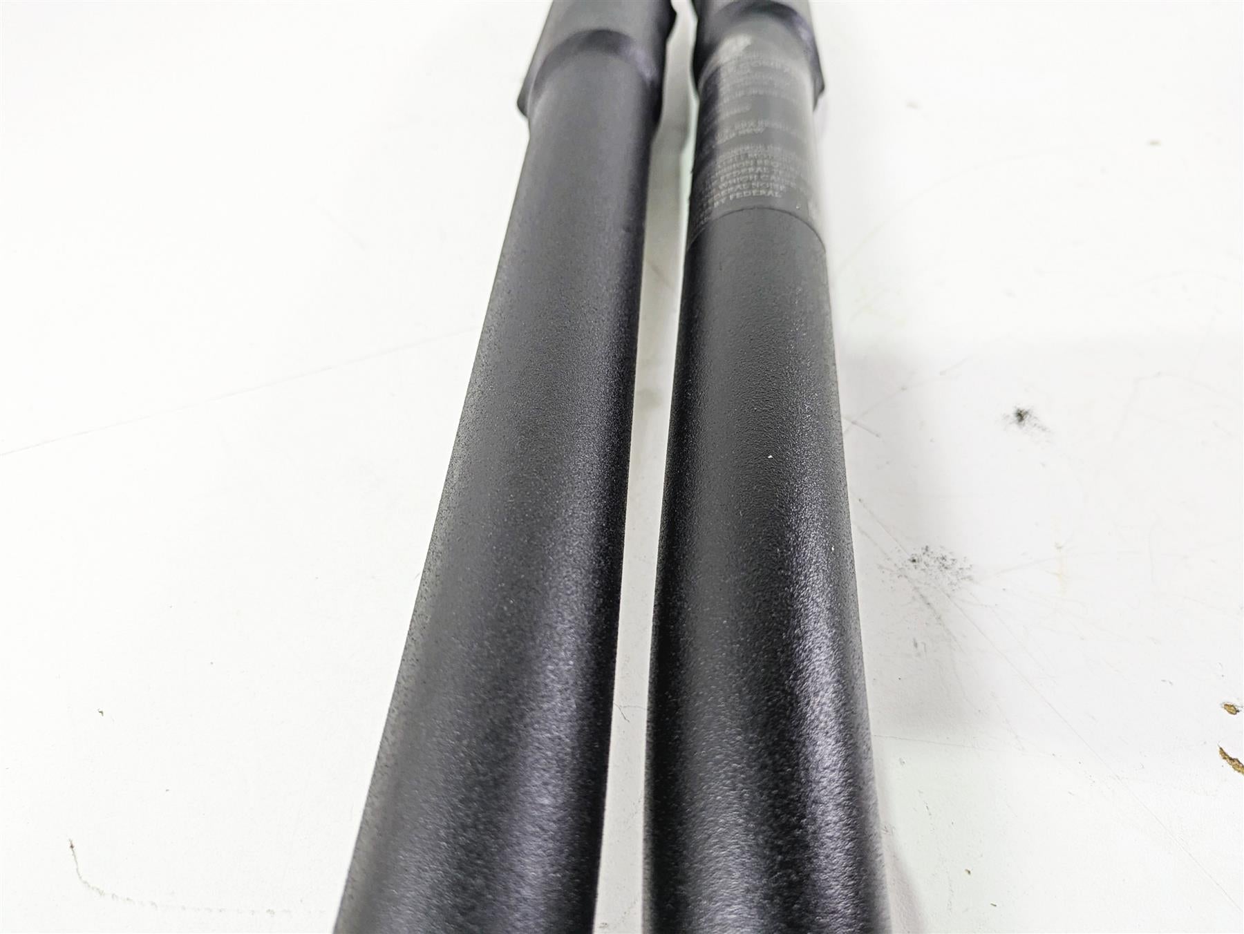 2019 Indian Chieftain Limited Front Frame Down Tube Set READ 1018969 1018970 {{ shop.shopifyCountryName }} - Mototech271