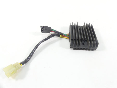 2010 Ducati Streetfighter 1098 S Rectifier Voltage Regulator 54040191A SH579EA {{ shop.shopifyCountryName }} - Mototech271