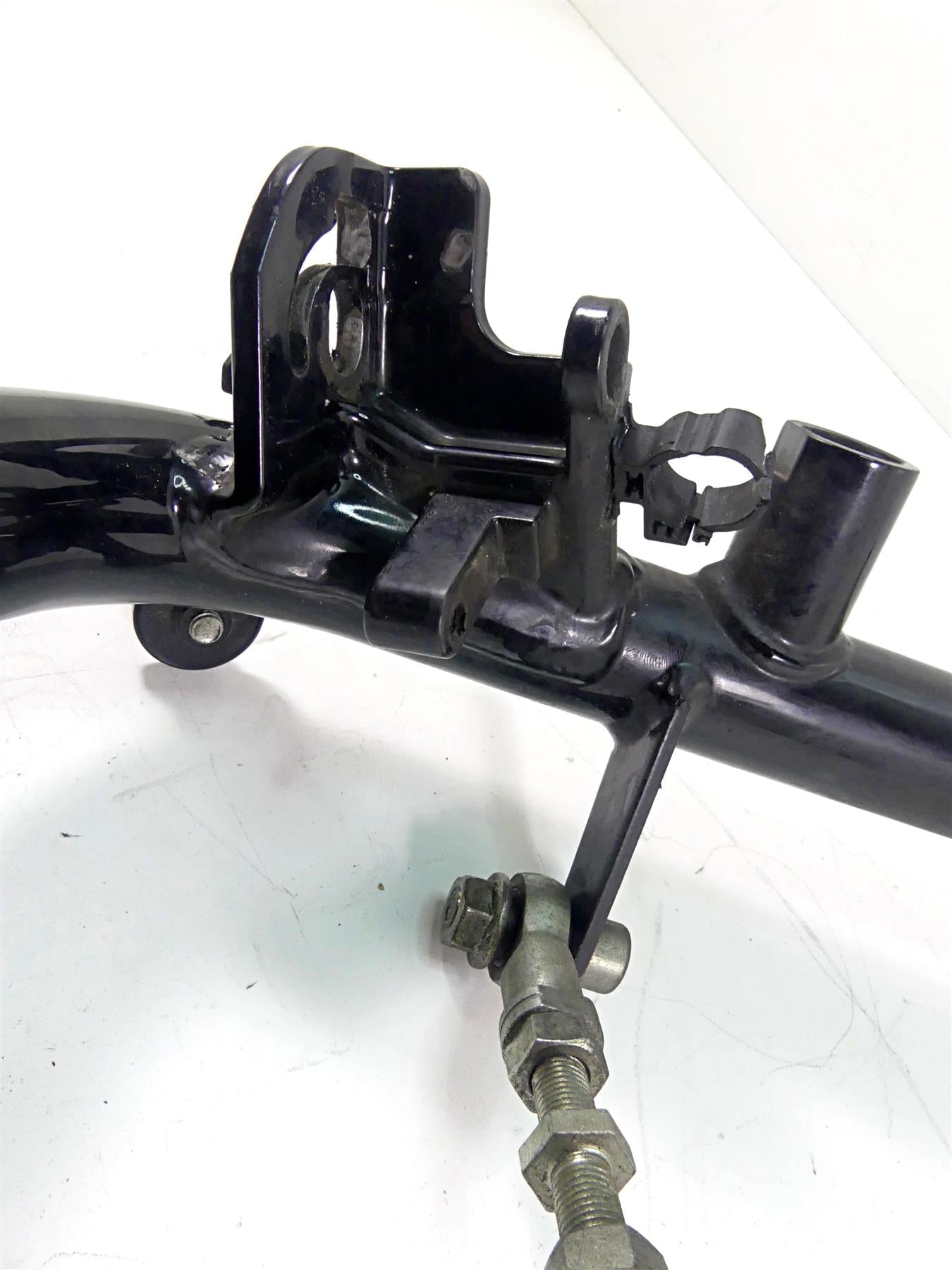 2013 Harley VRSCF Muscle Vrod Left Front Frame Downtube Rail 47987-12BK {{ shop.shopifyCountryName }} - Mototech271