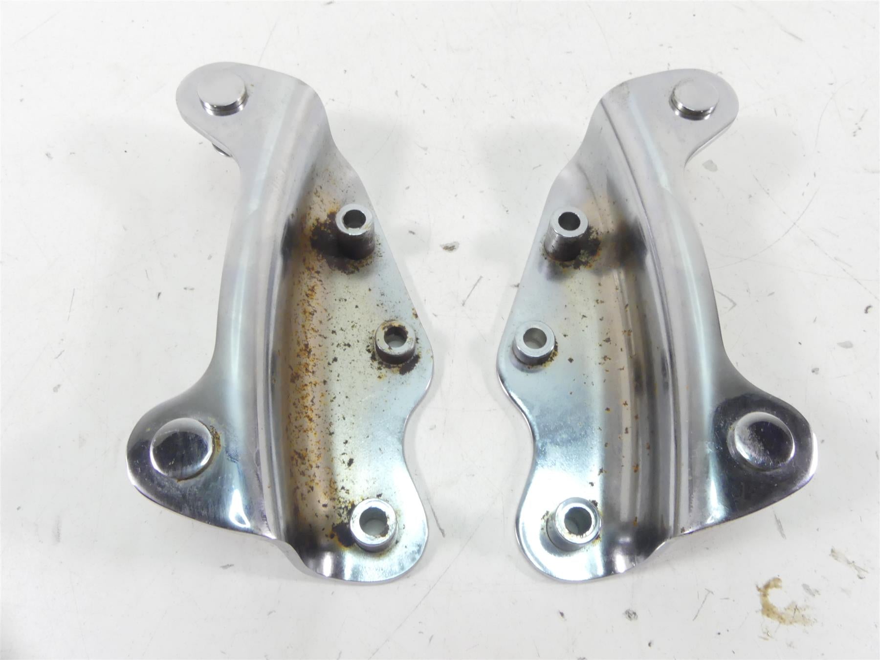 2011 Harley Touring FLTRX Road Glide Sissy Bar Quick Release Mounts 975119-0 {{ shop.shopifyCountryName }} - Mototech271
