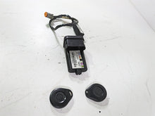 Load image into Gallery viewer, 2008 Harley Touring FLHTCU E-Glide 105TH Tssm Security Module &amp; Fob Key 68924-07 | Mototech271
