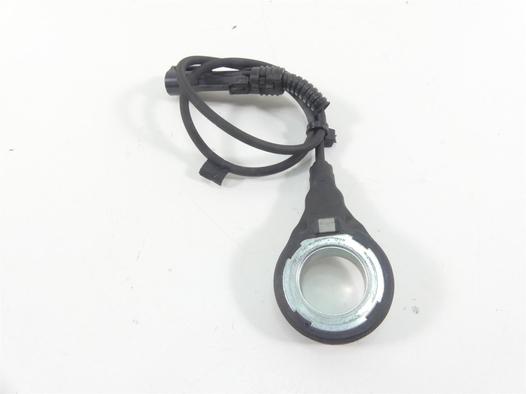 2016 Harley Touring FLHTP Electra Glide Rear Abs Brake Speed Sensor 40615-08 {{ shop.shopifyCountryName }} - Mototech271