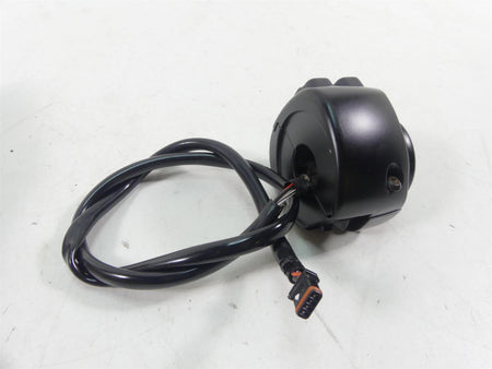 2019 Harley Softail FXBB Street Bob Left Hand Light Control Switch 71500292 {{ shop.shopifyCountryName }} - Mototech271