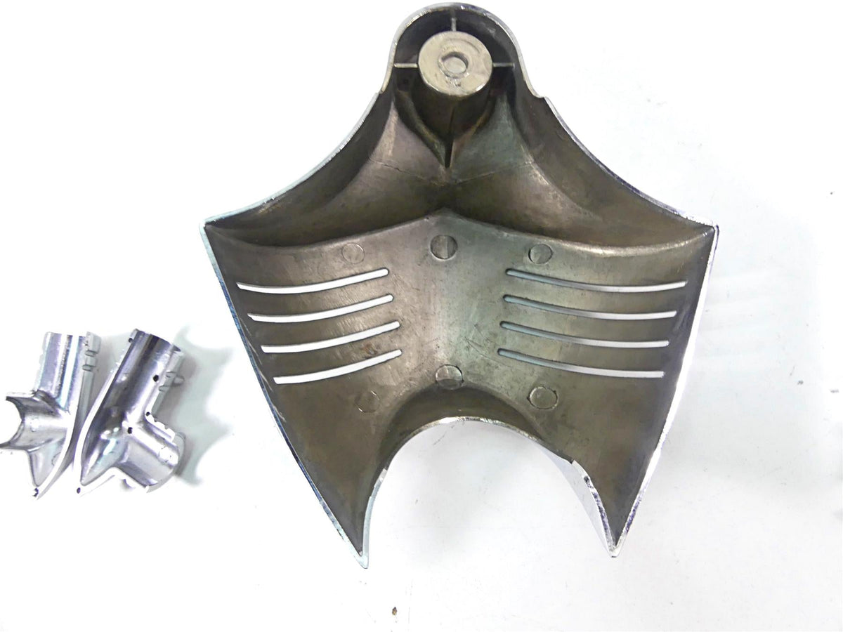 2007 Harley Touring FLHRSE CVO Road King Kuryakyn Chrome V Horn Cover 8128 {{ shop.shopifyCountryName }} - Mototech271