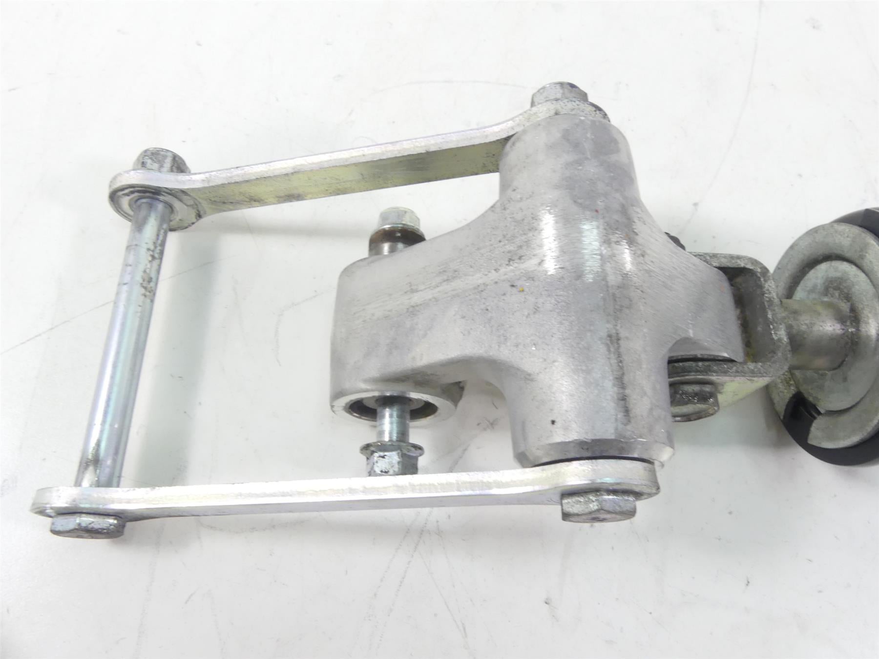 2007 Yamaha XVS1300 V-Star Rear Suspension Damper Shock 3D8-22210-20-00 {{ shop.shopifyCountryName }} - Mototech271