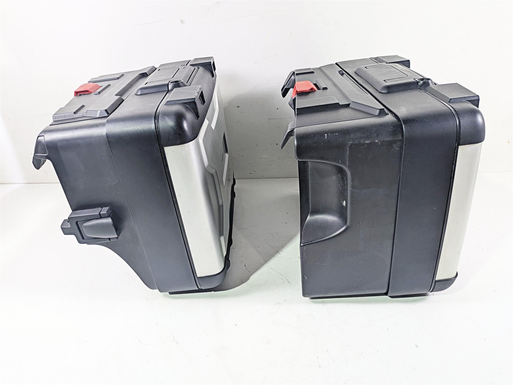 2010 BMW R1200GS K25 Vario Case Saddlebag Set - No Locks 71607670828 71607692173 {{ shop.shopifyCountryName }} - Mototech271