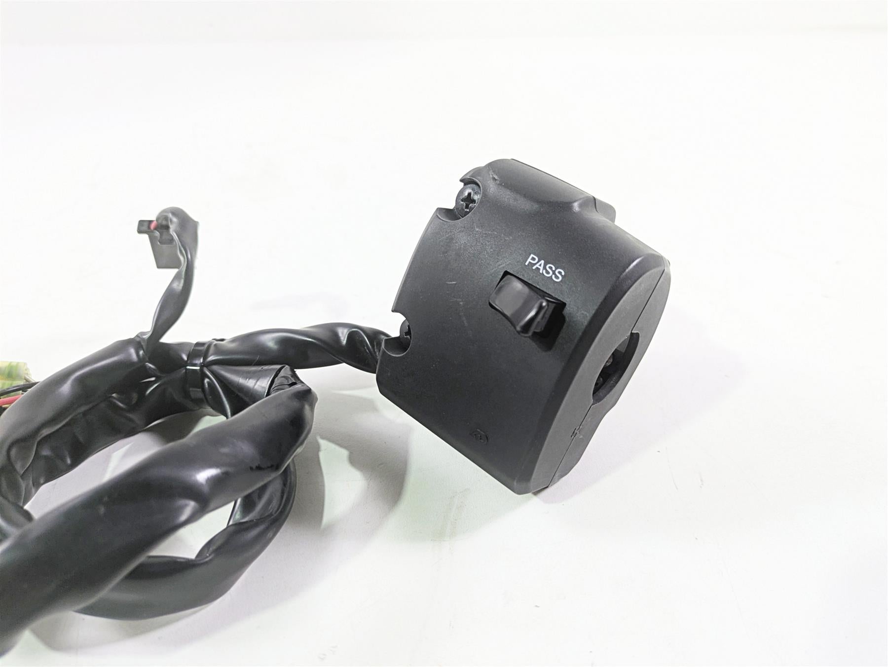 2020 Kawasaki ZX6R ZX636 Ninja Left Hand Control Switch 46091-0420