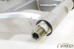 2005 Kawasaki ZZR1200 ZX1200 Rear Swingarm Swing Arm Straight 33001-1624-458