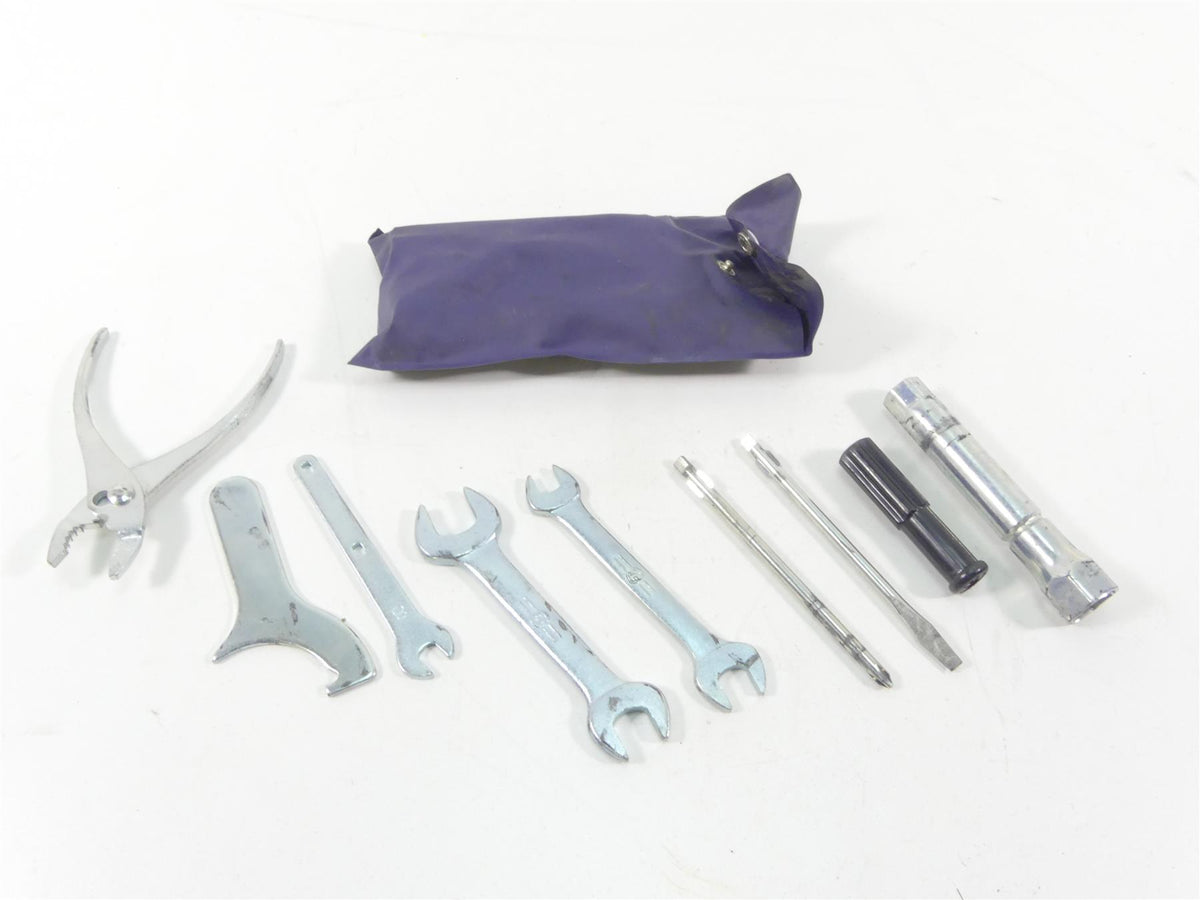 2003 Honda VT1100 C2 Shadow Sabre Owners Tools Tool Kit Bag 89101-ME5-670 {{ shop.shopifyCountryName }} - Mototech271