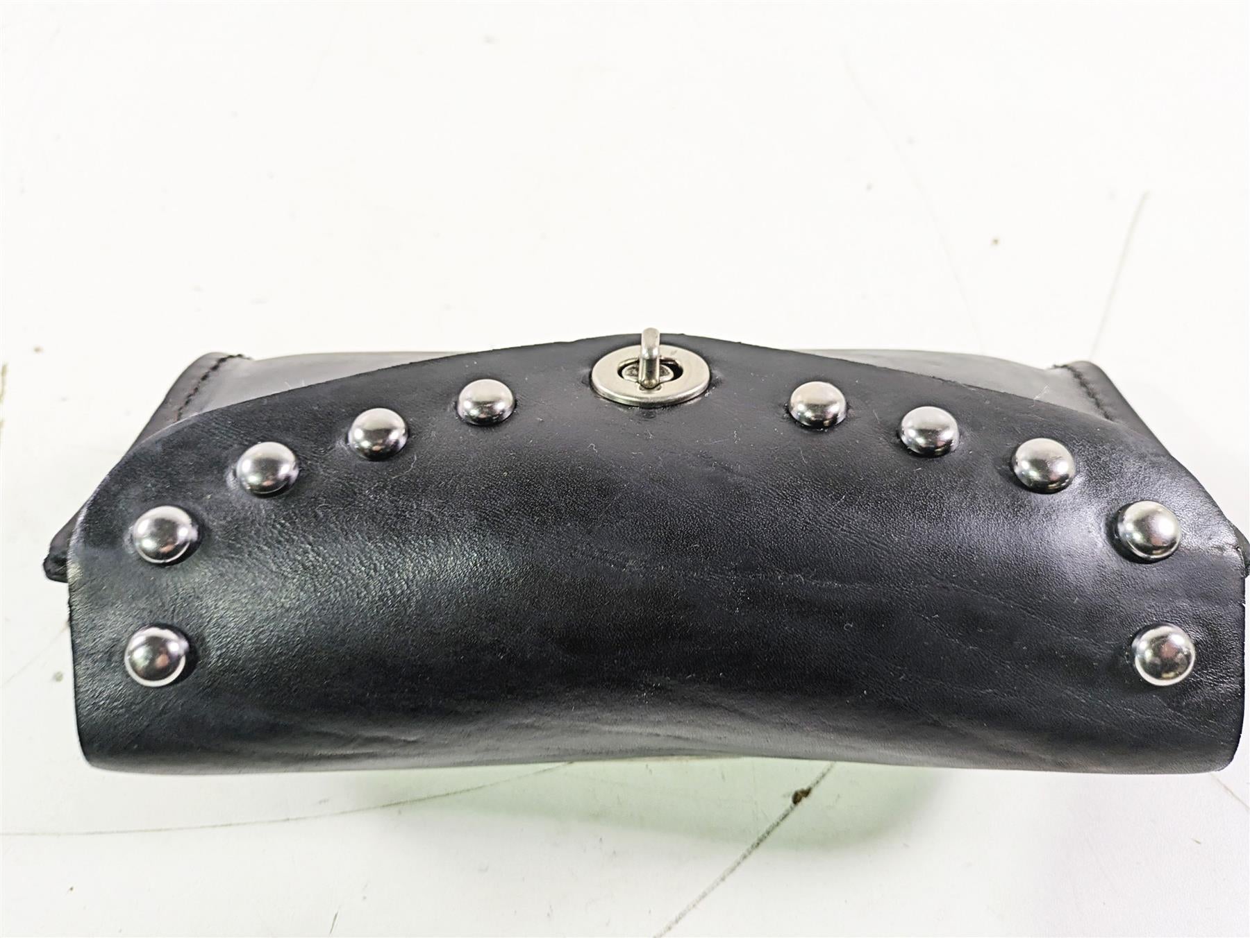 2004 Harley Softail FLSTF Fat Boy Windshield Leather Bag {{ shop.shopifyCountryName }} - Mototech271