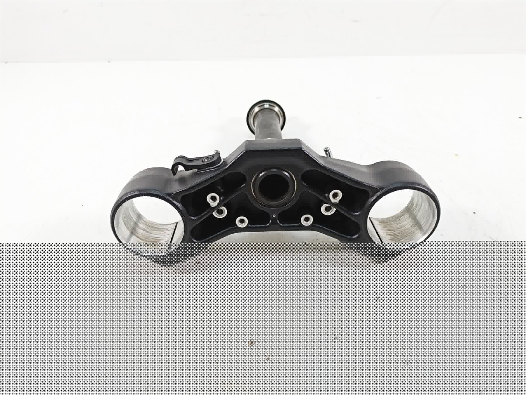 2020 Ducati Scrambler 1100 Sport Pro Lower Triple Tree Steering Clamp 34221031AA {{ shop.shopifyCountryName }} - Mototech271