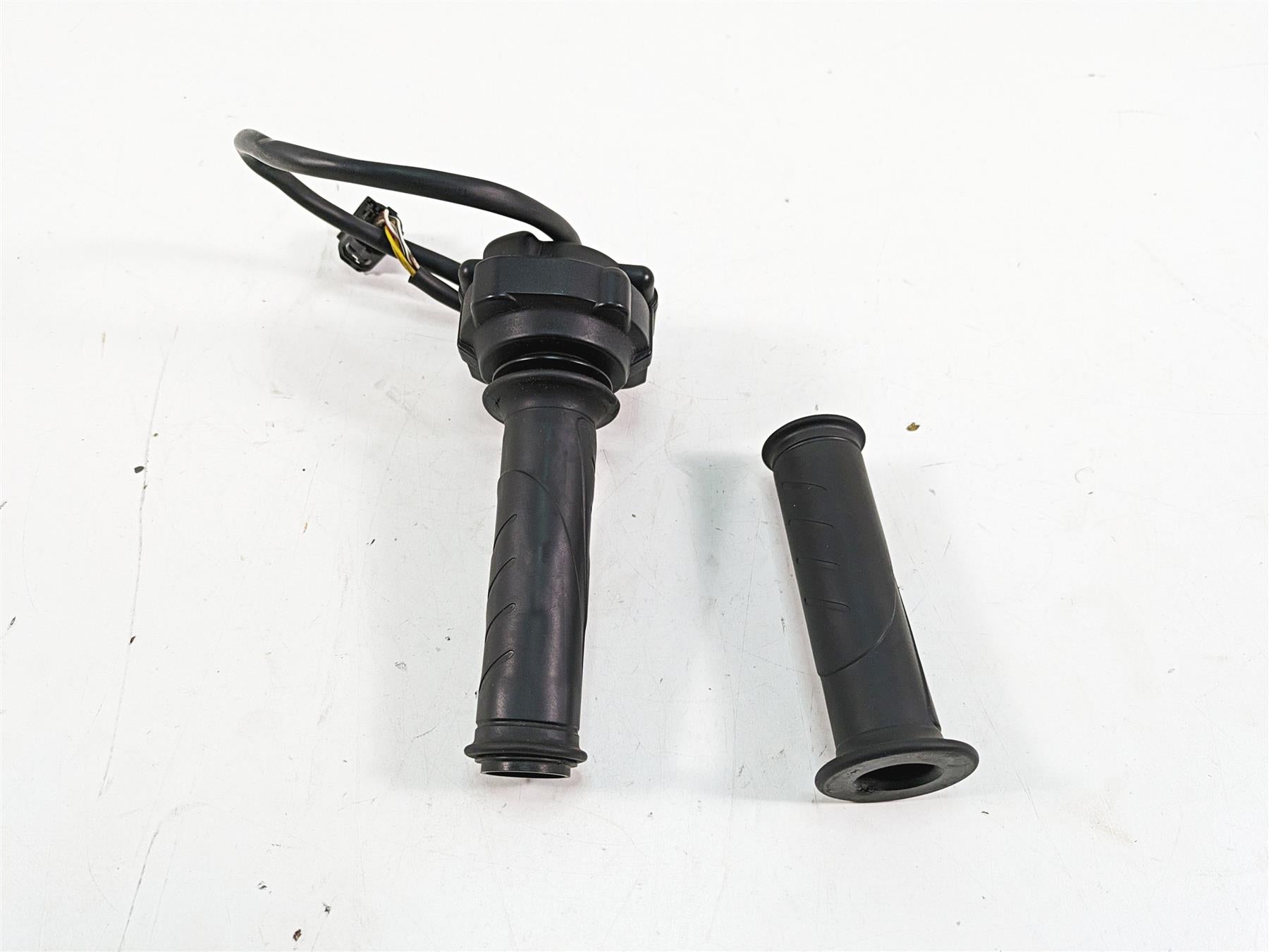 2016 Ducati Panigale 1299 S Ride Fly By Wire Throttle Sensor & Grip 66020011B {{ shop.shopifyCountryName }} - Mototech271