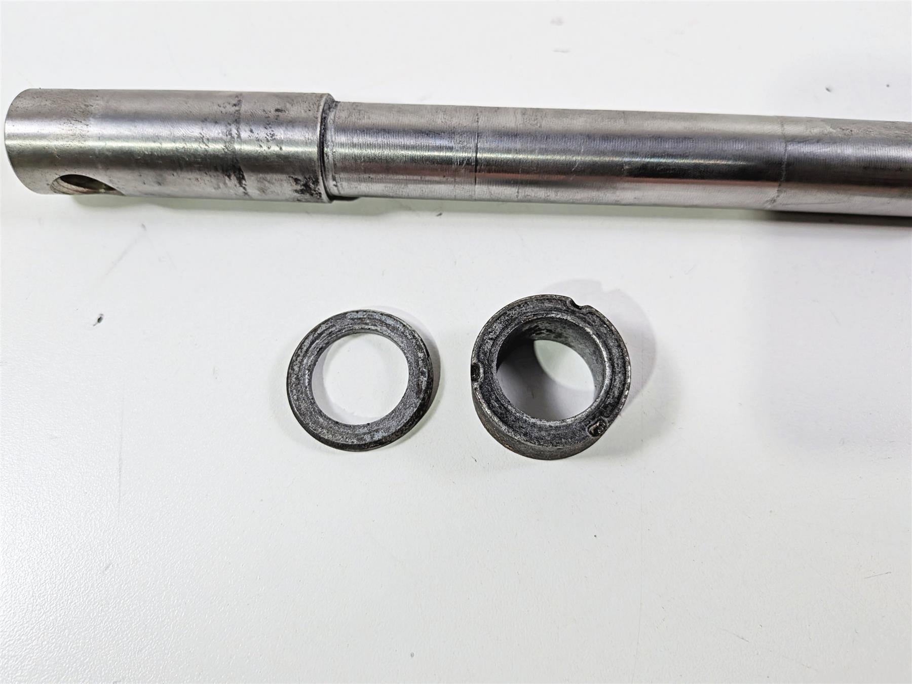 2006 Harley Sportster XL883 Low Front Axle Wheel Spindle 3/4" 43895-00 {{ shop.shopifyCountryName }} - Mototech271