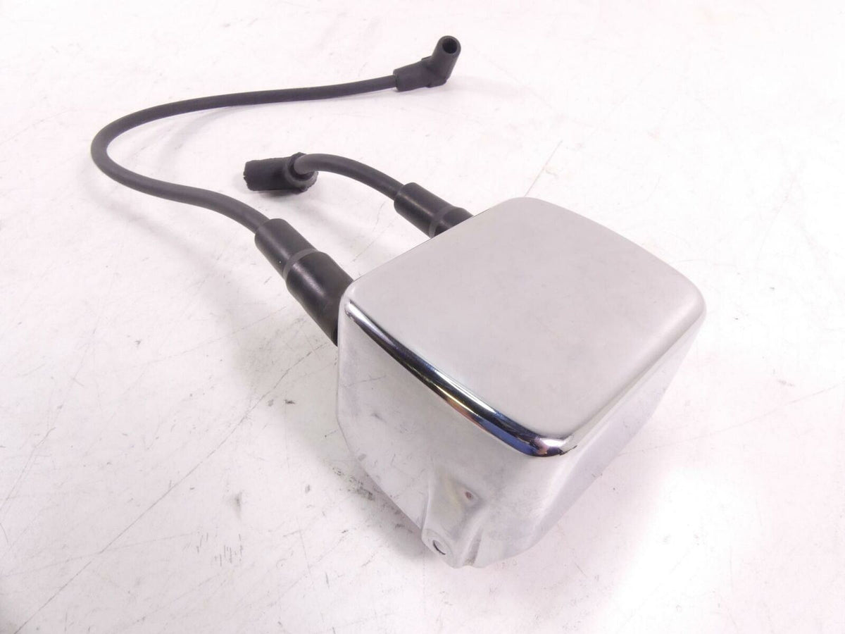 2004 Harley Softail FXSTSI Springer Ignition Coil & Cover 31743-01 {{ shop.shopifyCountryName }} - Mototech271