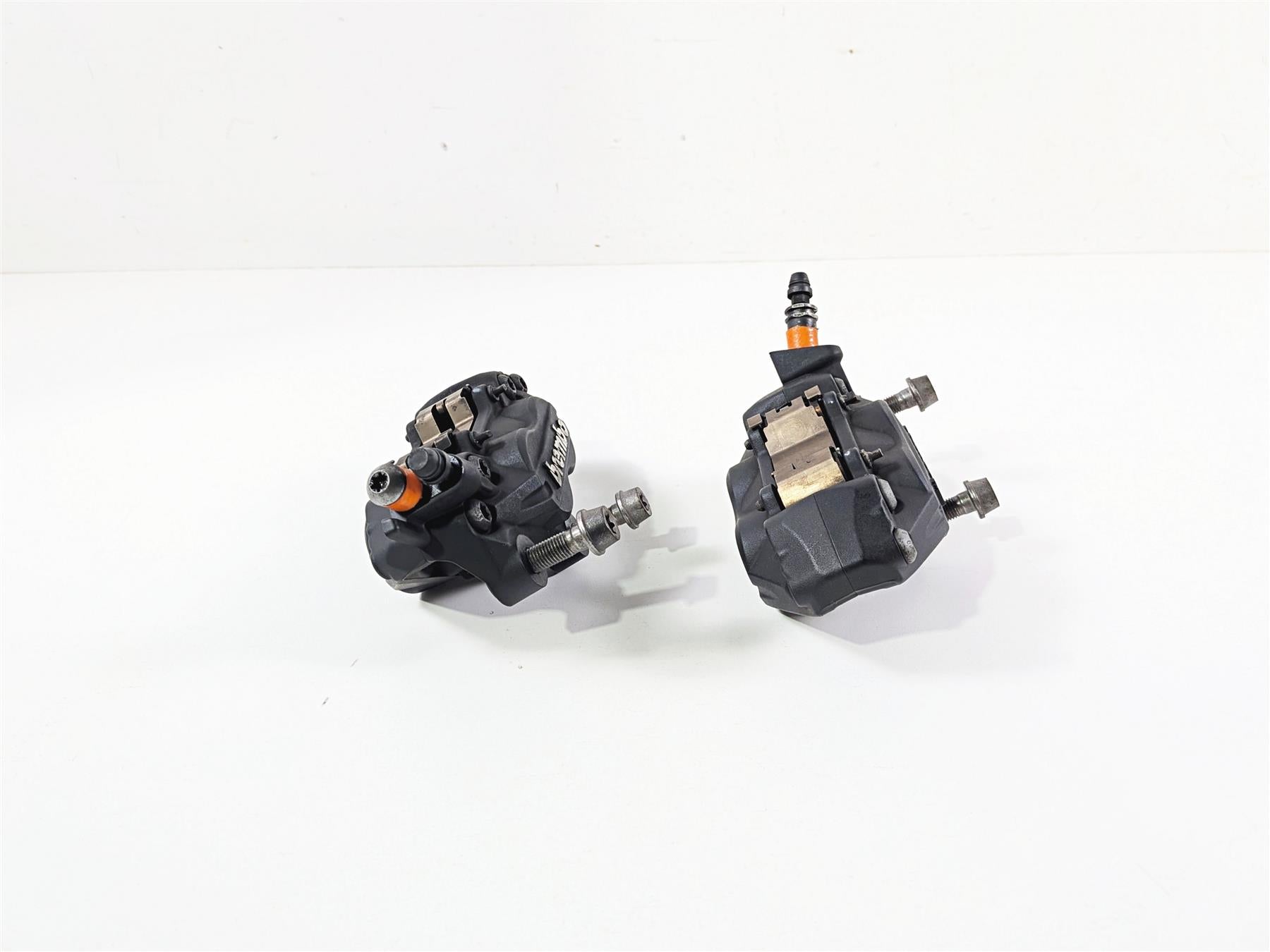 2023 BMW R nineT Scrambler K23 Front Brake Caliper Set 34117716717 34118563486 {{ shop.shopifyCountryName }} - Mototech271