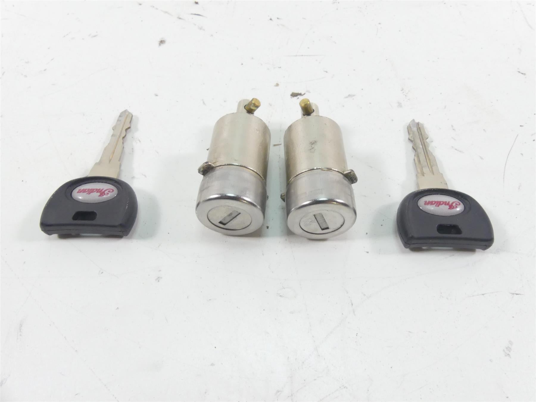 2019 Indian Chieftain Classic Saddlebag Steering Locks & Keys Set 2635146 {{ shop.shopifyCountryName }} - Mototech271
