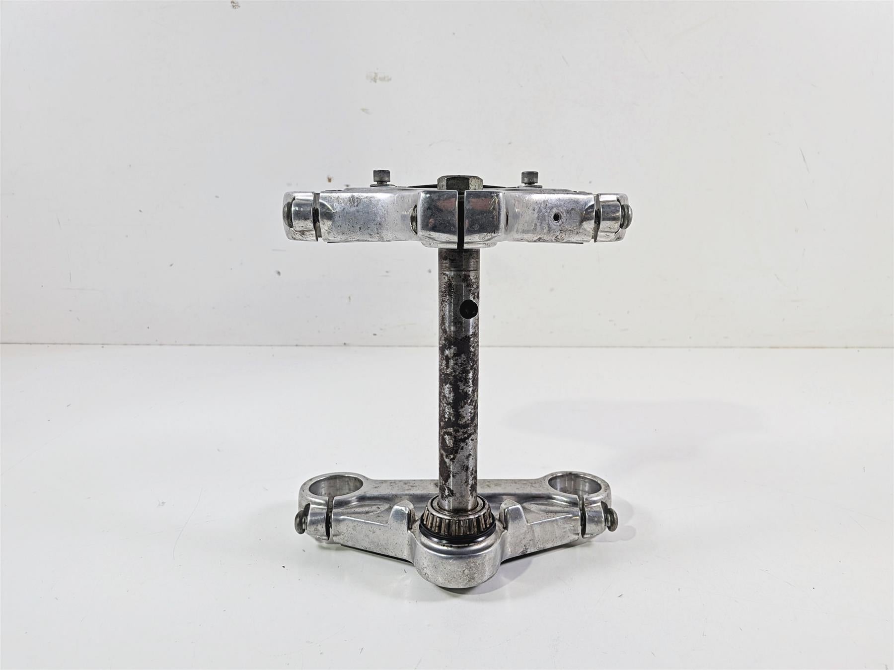 2006 Harley Sportster XL1200 C Upper Lower Triple Tree Set 39mm 46126-04 {{ shop.shopifyCountryName }} - Mototech271