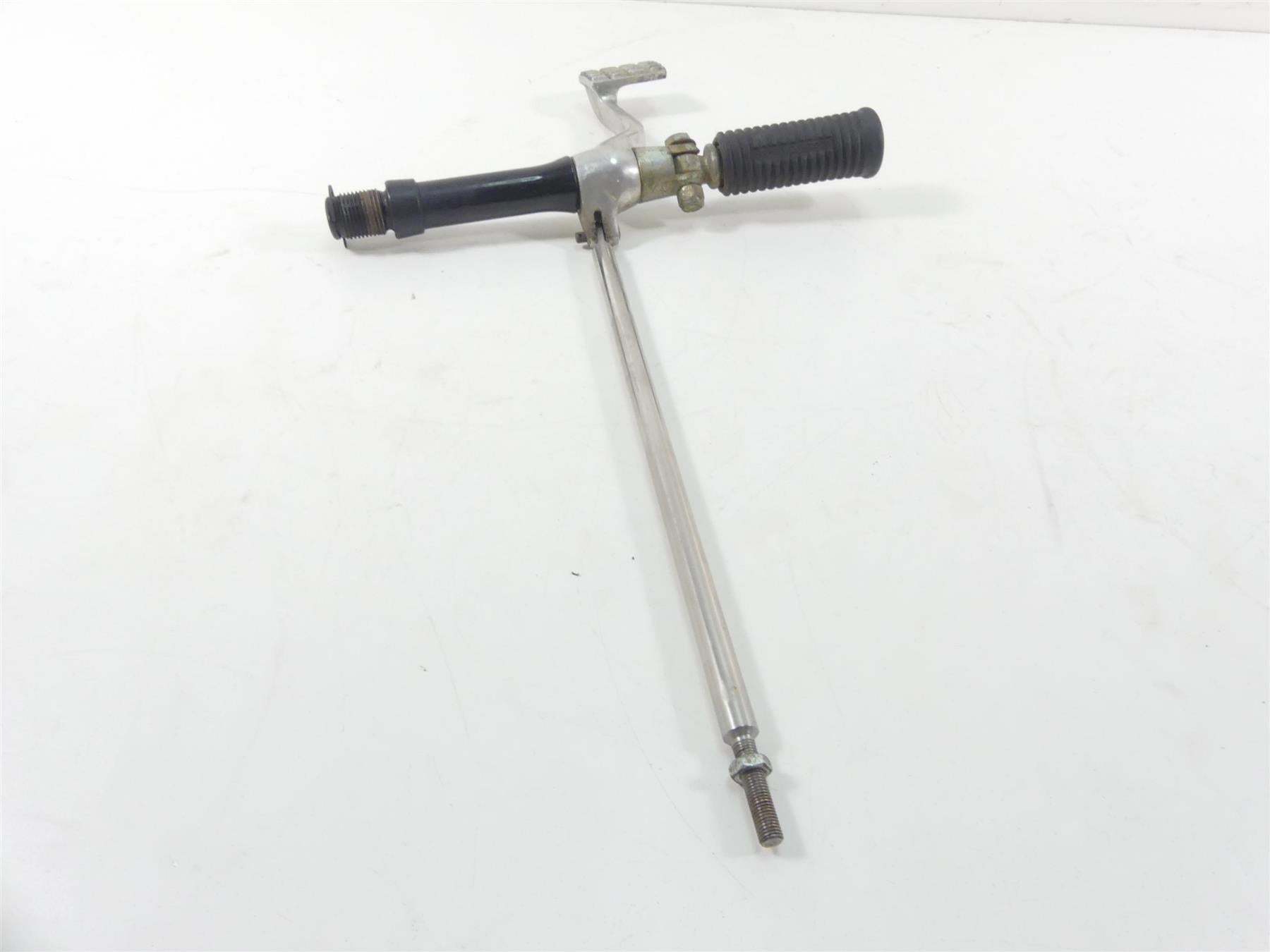 1999 Harley Davidson Sportster XL1200 Right Front Peg & Brake Pedal FW 42579-99 {{ shop.shopifyCountryName }} - Mototech271