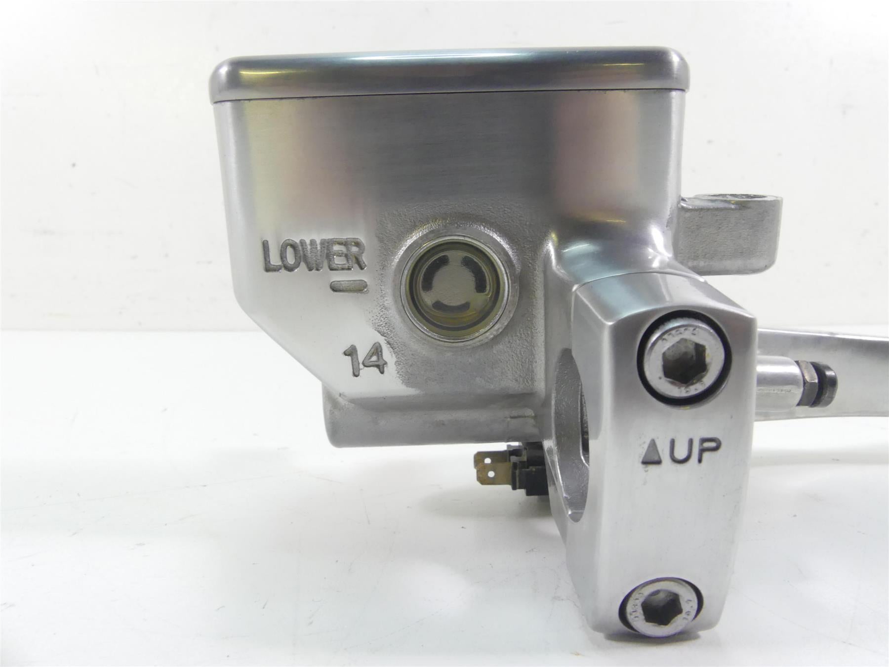 2009 Yamaha XV1700 Road Star Warrior Front Brake Master Cylinder 5PX-W2587-20-00 {{ shop.shopifyCountryName }} - Mototech271