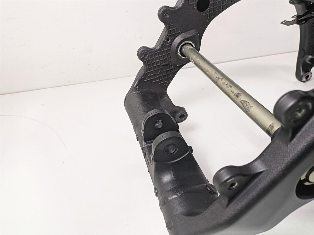 2016 Kawasaki ZX10R Ninja Straight Main Frame Chassis With Salvage Oklahoma Title 32160-0800 32160-1872-18R {{ shop.shopifyCountryName }} - Mototech271