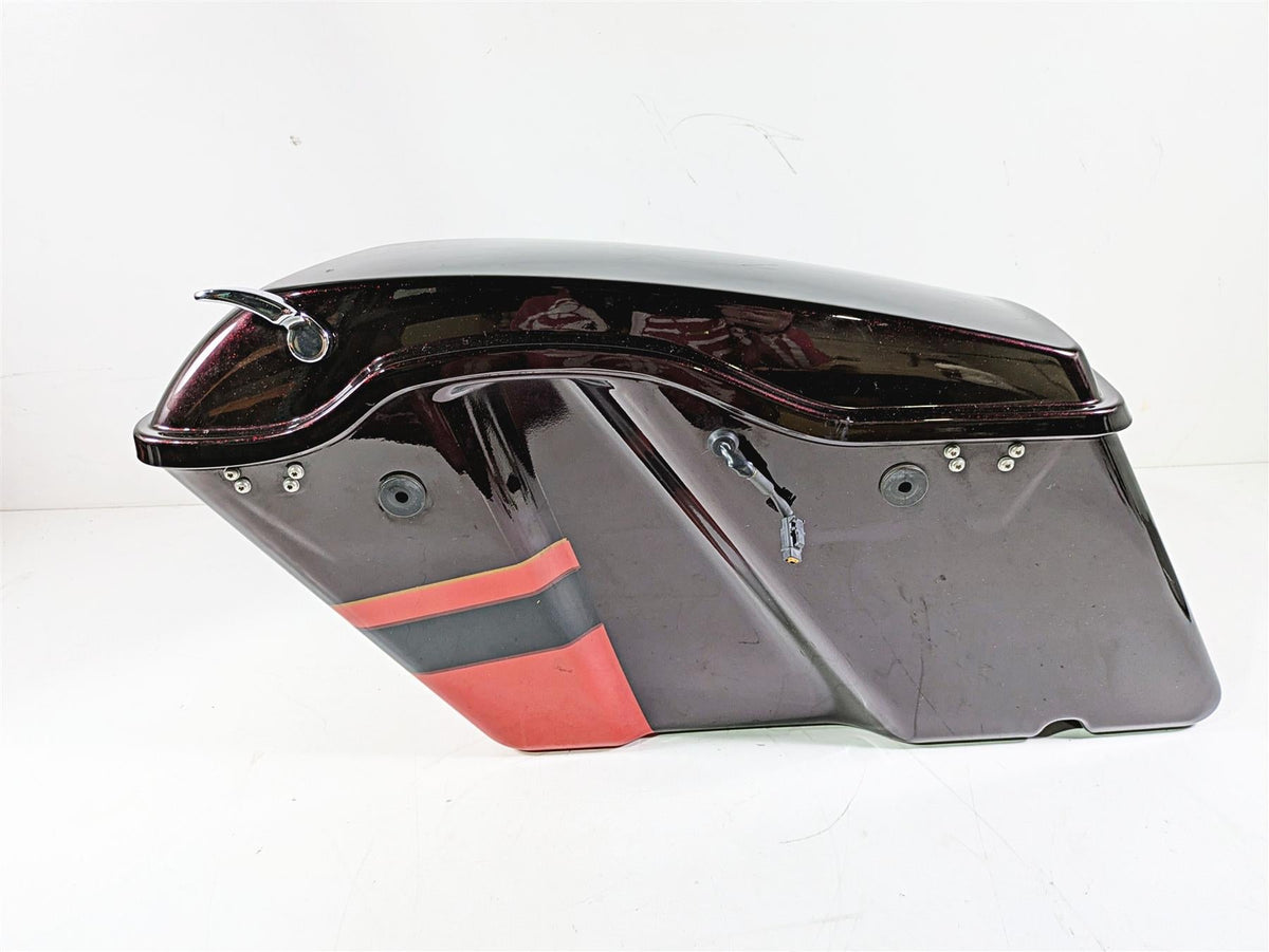 2017 Harley Touring FLHTKSE CVO E-Glide Right Saddlebag Black Garnet 90200412 {{ shop.shopifyCountryName }} - Mototech271