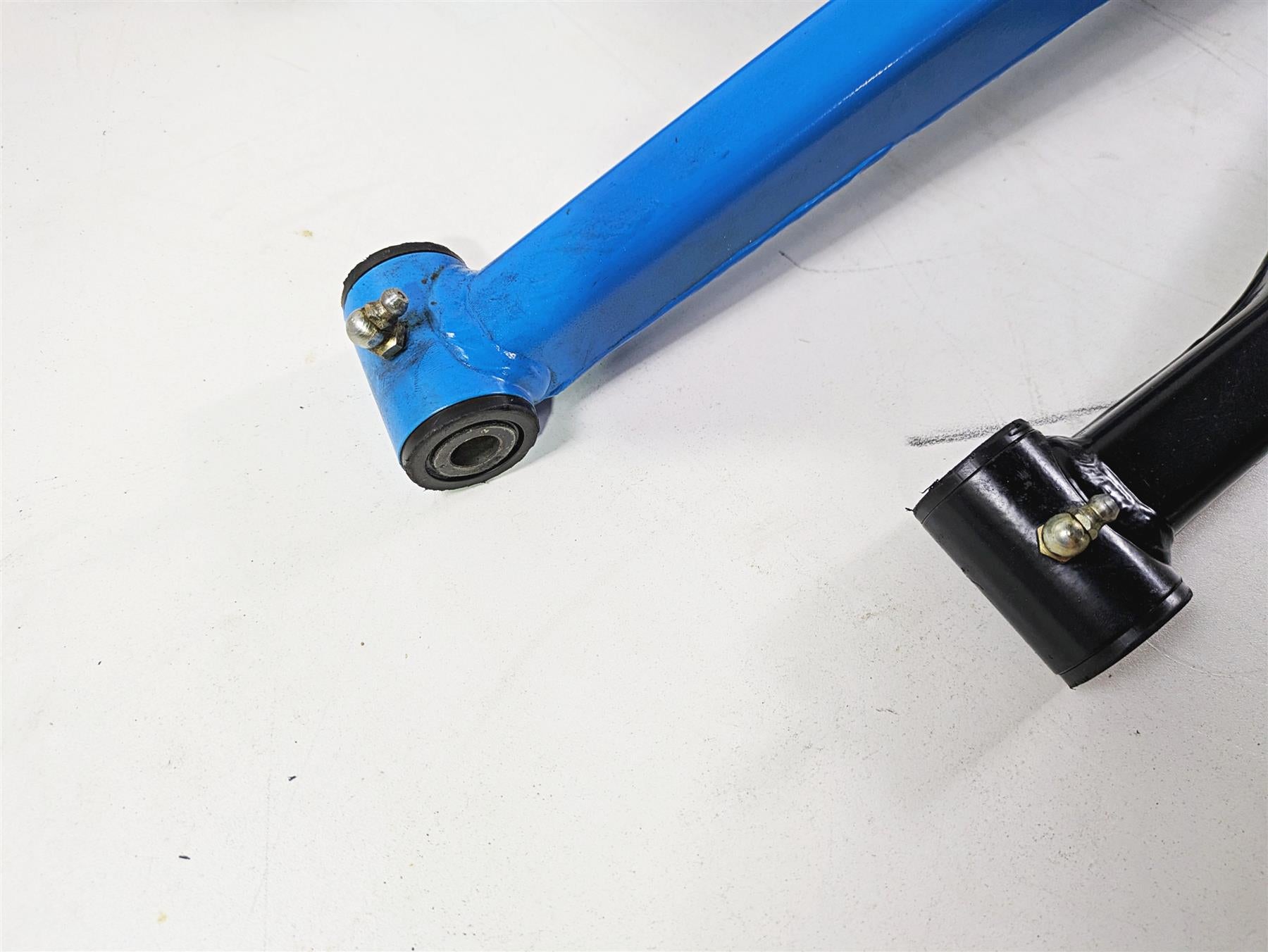 2018 Can Am Maverick X3 XRC Turbo R Front Left Knee Assembly 72" Blue 706203128 {{ shop.shopifyCountryName }} - Mototech271