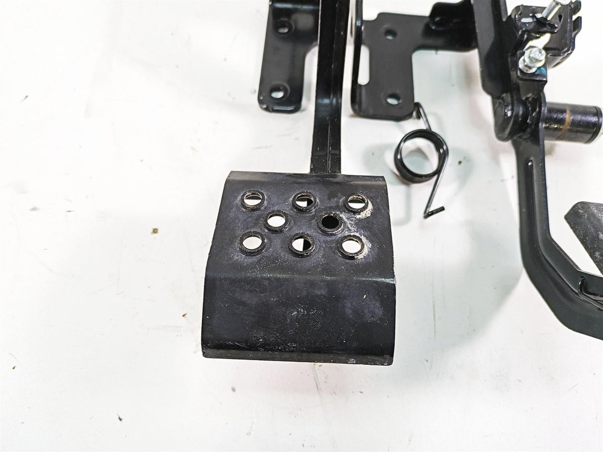 2021 CFMoto Zforce 500 Trail Foot Brake Pedal Lever Set 9060-081300 {{ shop.shopifyCountryName }} - Mototech271