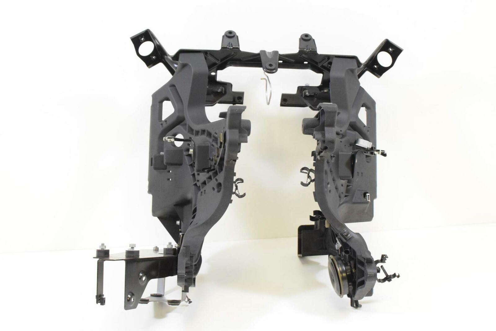 2008 BMW K1200GT K1200 GT K44 Front Carrier Stay Subframe 46637685014 {{ shop.shopifyCountryName }} - Mototech271