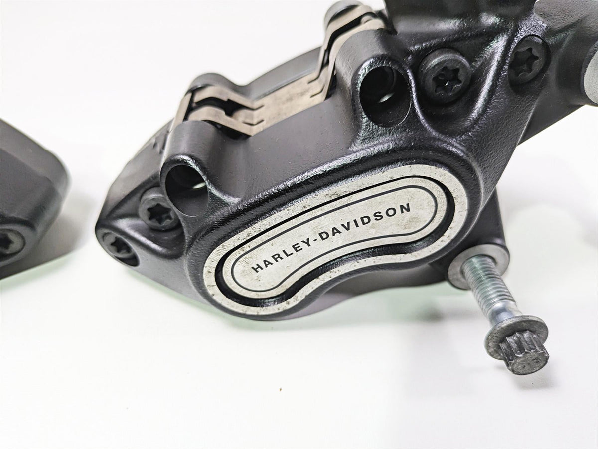 2019 Harley Softail FXDR 114 Front Brake Caliper Set 41300095 41300205 {{ shop.shopifyCountryName }} - Mototech271