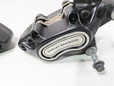 2019 Harley Softail FXDR 114 Front Brake Caliper Set 41300095 41300205 {{ shop.shopifyCountryName }} - Mototech271