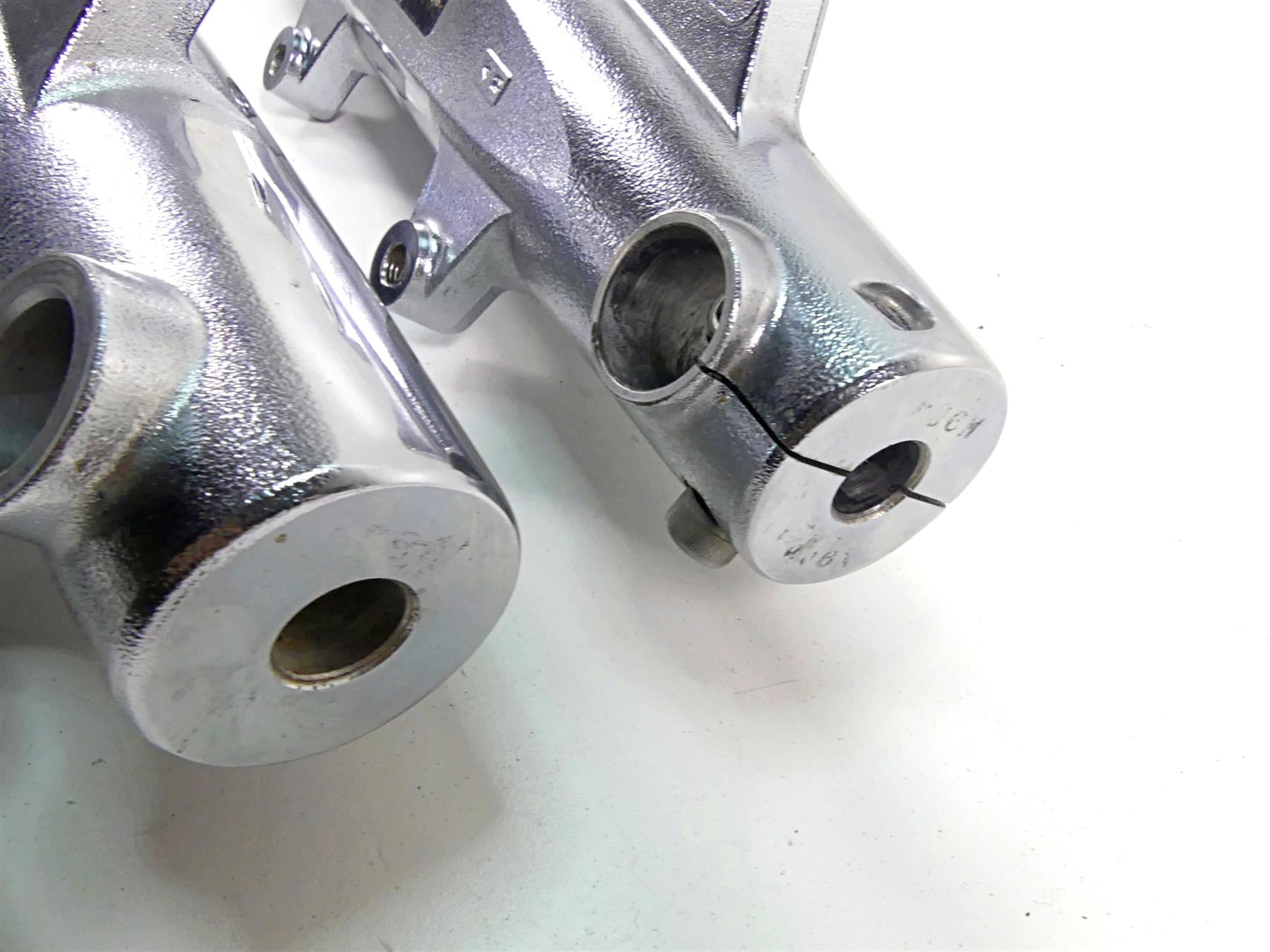 2019 Indian Chieftain Classic Straight Chrome Front Fork Leg Set 1824021 1824022 {{ shop.shopifyCountryName }} - Mototech271