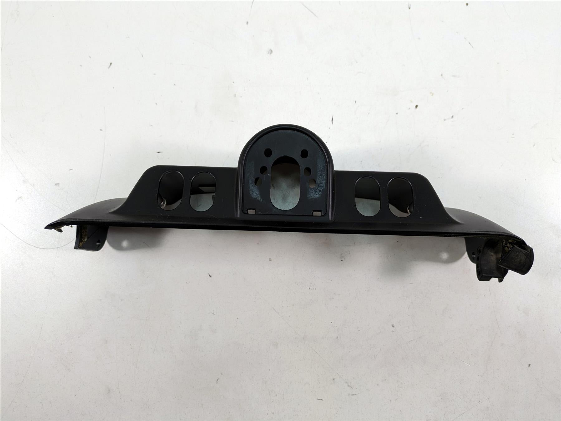 2006 Harley Touring FLHTCUI Electra Glide Ignition Switch Cover Fairing 58510-96 {{ shop.shopifyCountryName }} - Mototech271