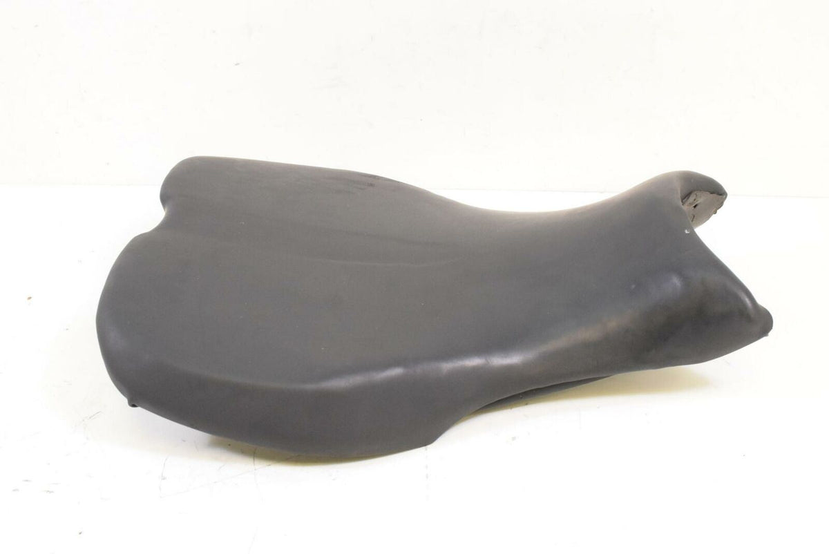 2009 Triumph Daytona 675 Front Rider Driver Seat Saddle T2306402 {{ shop.shopifyCountryName }} - Mototech271