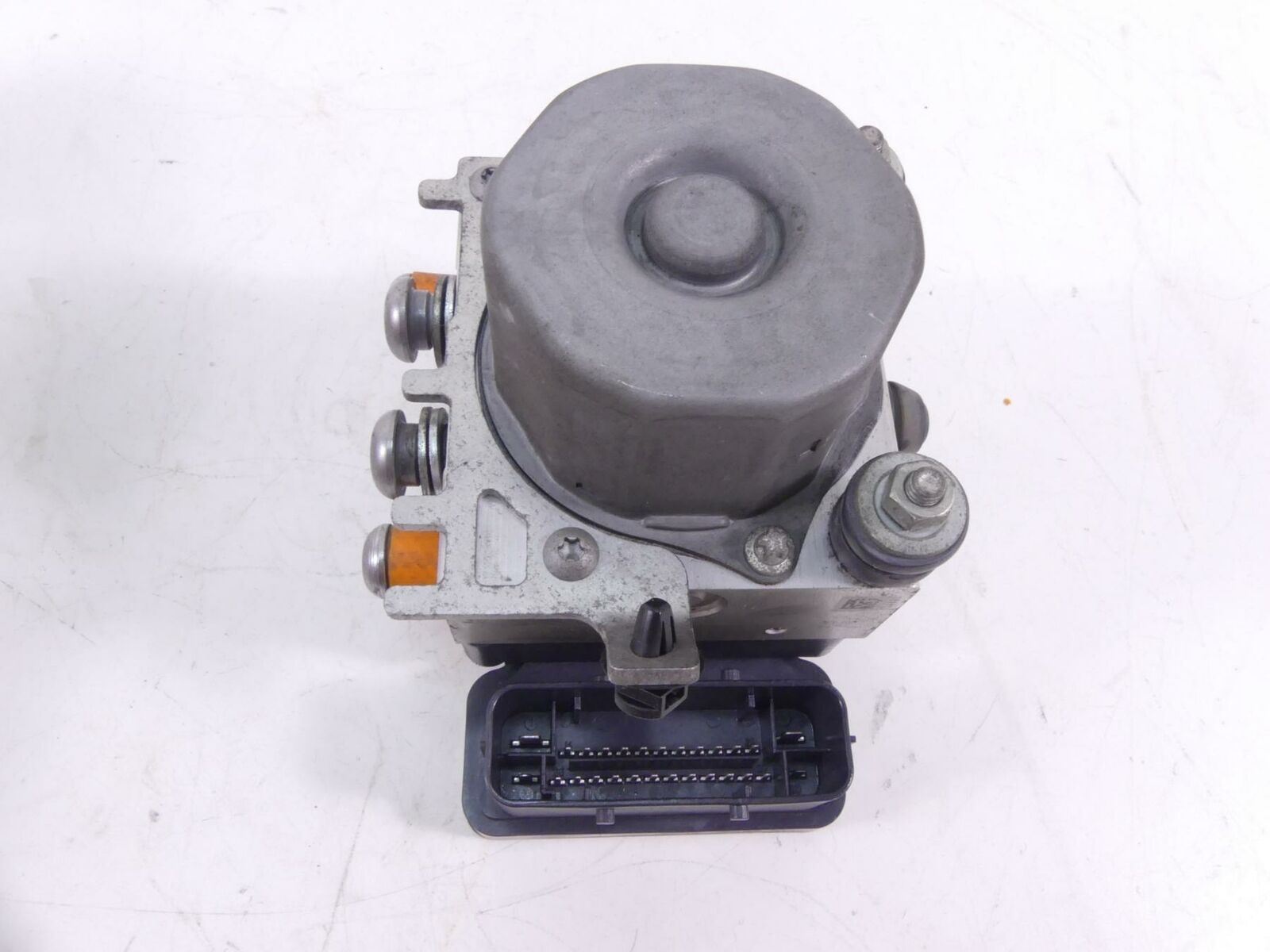 2012 BMW S1000RR K46 Bosch Abs Brake System Pump Module 8528646 34518526896 {{ shop.shopifyCountryName }} - Mototech271