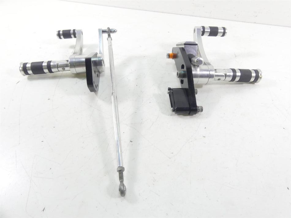 2001 Indian Centennial Scout Front Left Right Foot Control Pegs 41-007 41-008 {{ shop.shopifyCountryName }} - Mototech271