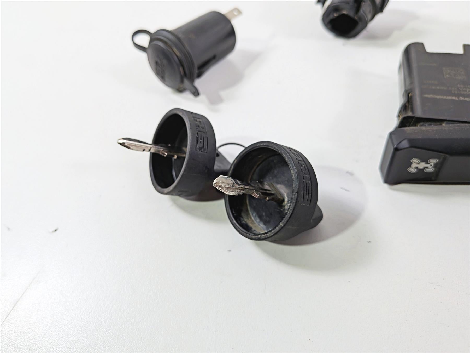 2024 Polaris RZR XP 1000 Sport All Light Awd Switch Set & Key 4016135 {{ shop.shopifyCountryName }} - Mototech271