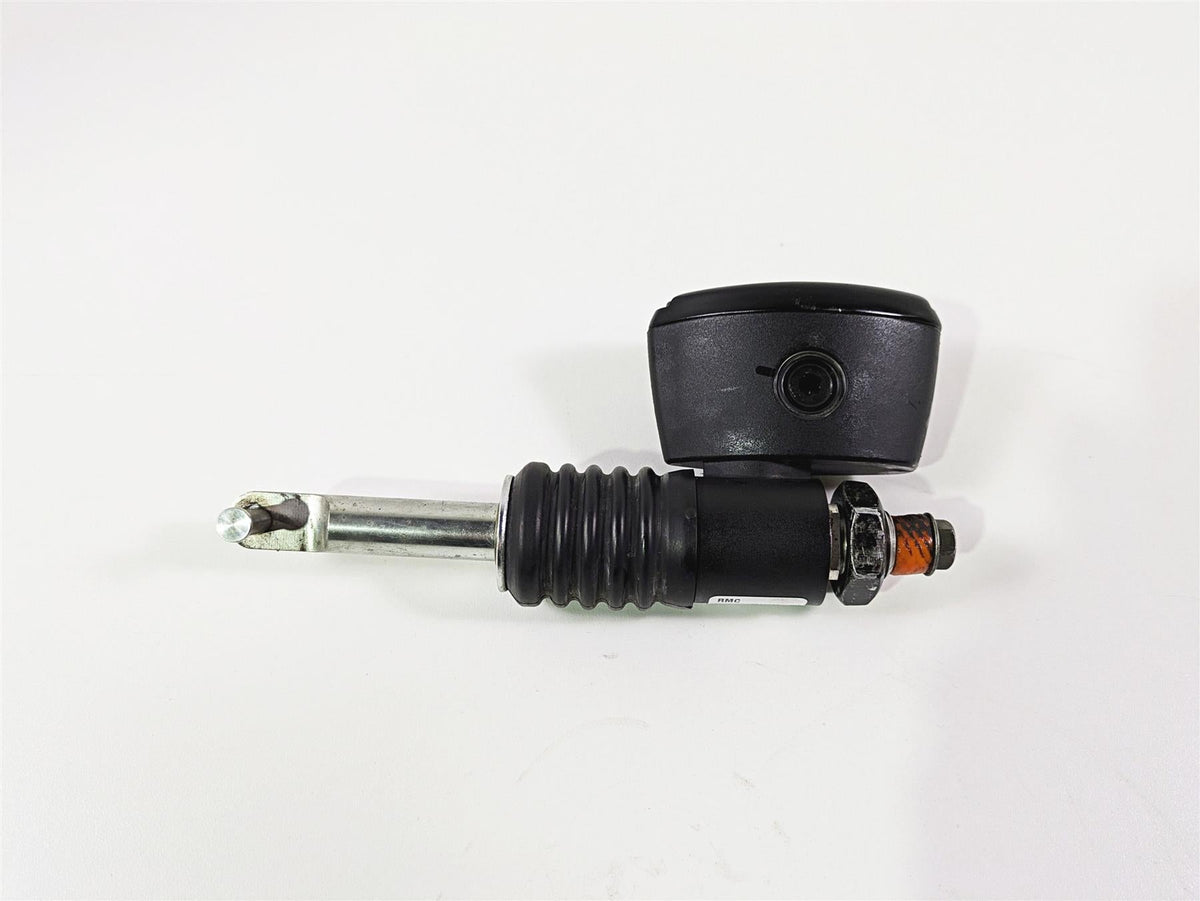 2016 Indian Chief Classic Rear Brake Master Cylinder 2205153 2206306 1911990-463 {{ shop.shopifyCountryName }} - Mototech271