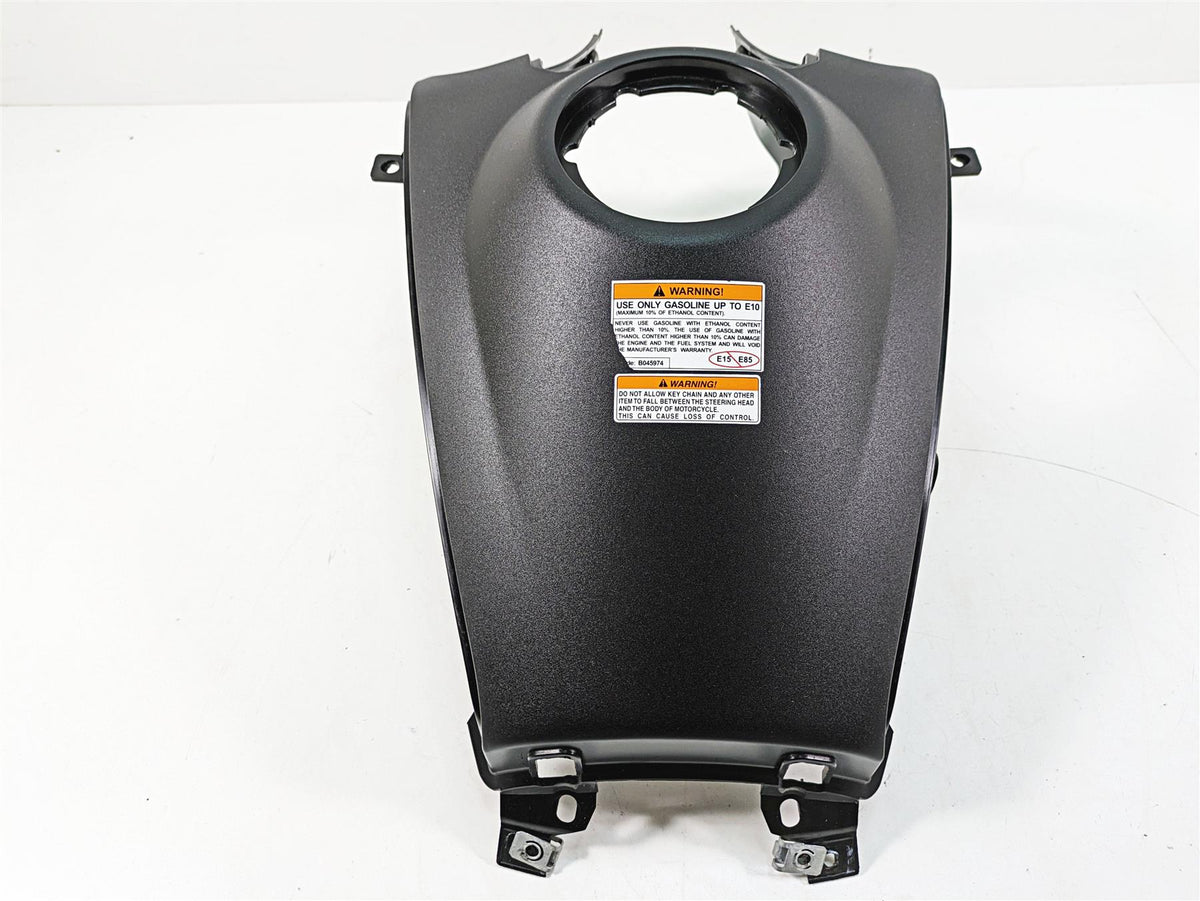 2020 Moto Guzzi V85 TT Adventure Center Upper Tank Cover Fairing Cowl 2B005462 {{ shop.shopifyCountryName }} - Mototech271